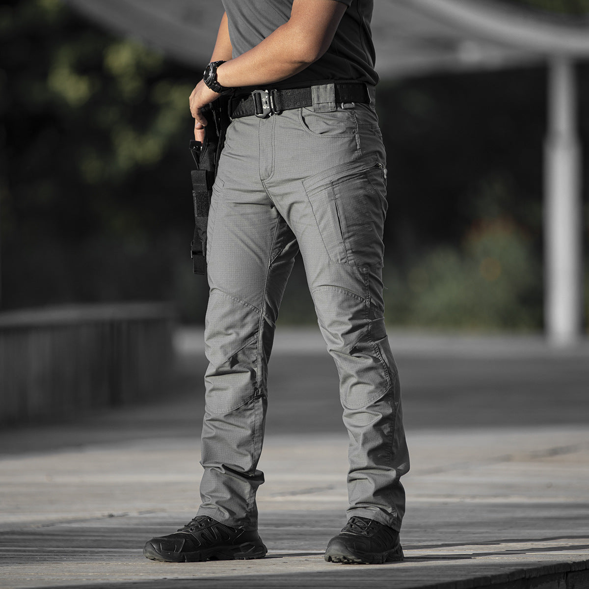 Pantalon Cargo pour Homme Ample et Résistant à Multiples Poches
