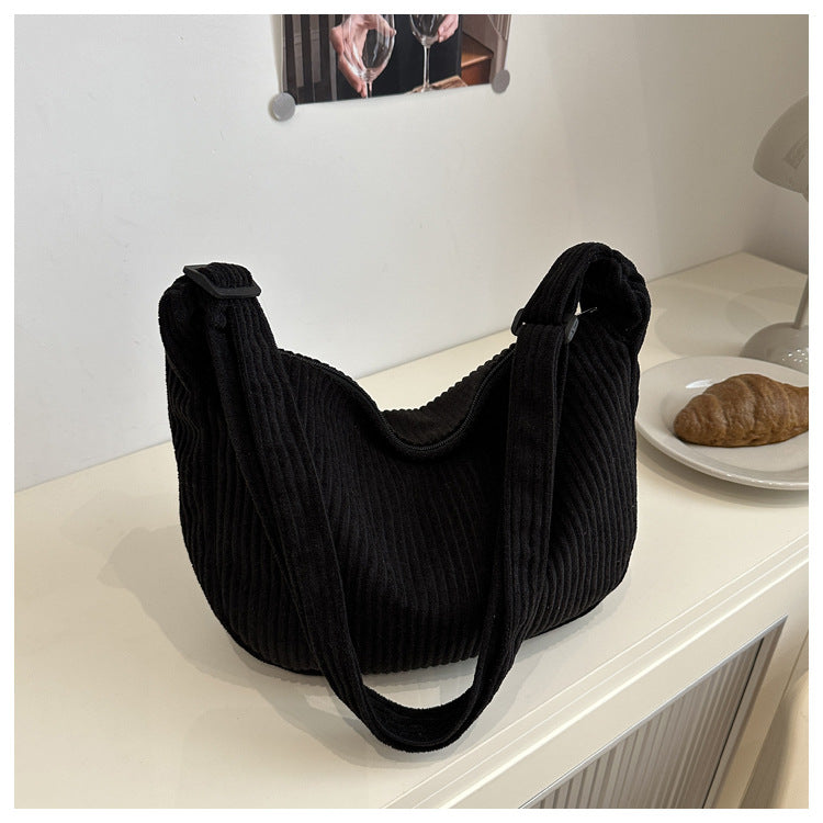 Sac bandoulière minimaliste en velours côtelé de couleur unie, grand, romantique, de style japonais, décontracté et tendance, en forme de croissant.