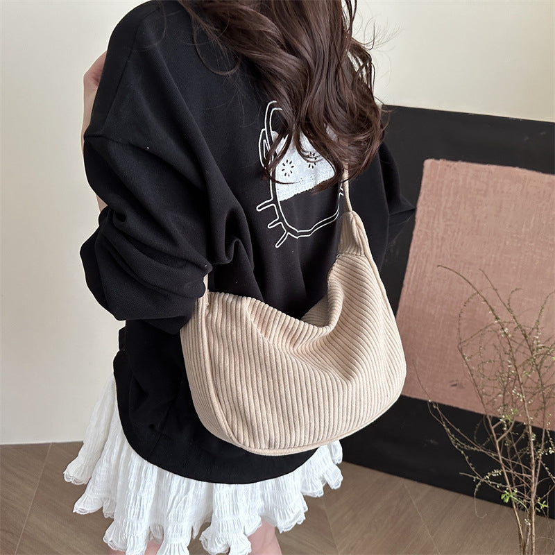 Sac bandoulière minimaliste en velours côtelé de couleur unie, grand, romantique, de style japonais, décontracté et tendance, en forme de croissant.