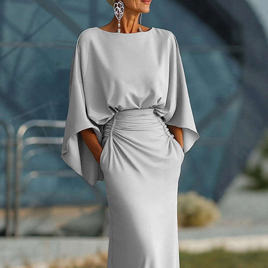 Élégante robe longue plissée sans dos pour femme
