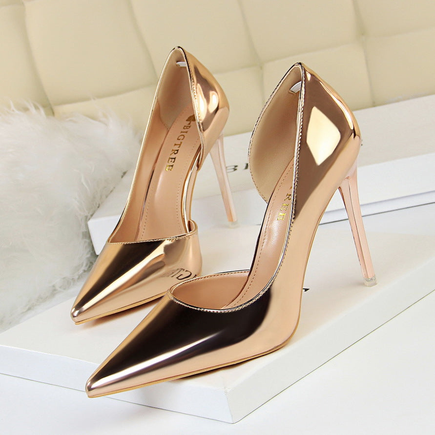 Escarpins pointus pour femme avec talon métallique