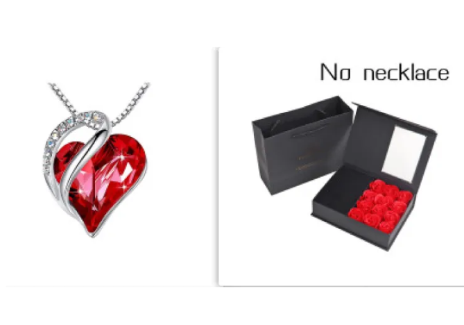 Collier pendentif en forme de cœur