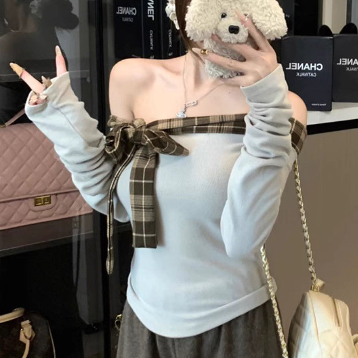 Sweet and Spicy Girl Plaid Patchwork Off-the-Shoulder T-Shirt for Women, Butterfly Knot Slim Fit Long Sleeve Top
