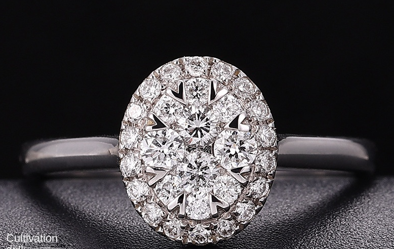 Cultured Diamond Ring, Elegant Diamond Engagement Ring, Non-Tarnishing 18K Gold Lab-Grown Diamond Ring