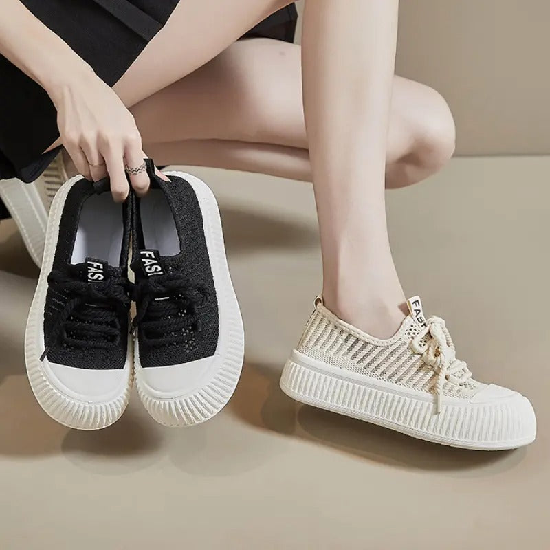 "Women's Ins Style Canvas Shoes for Autumn Running"
