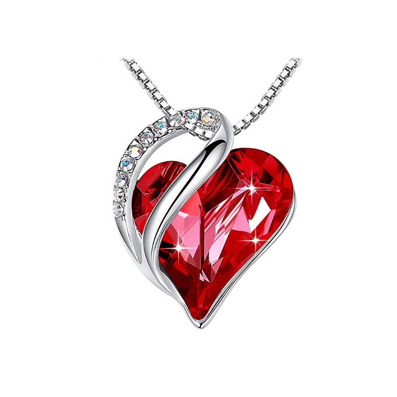 Collier pendentif en forme de cœur