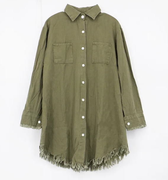 Chemise en jean effilochée