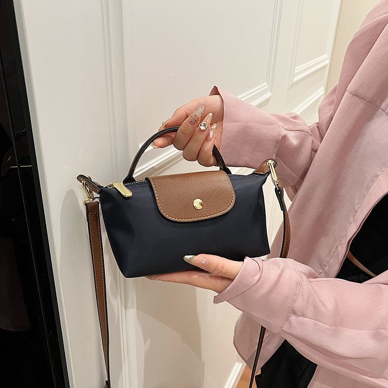 Sac mignon en nylon pour femme