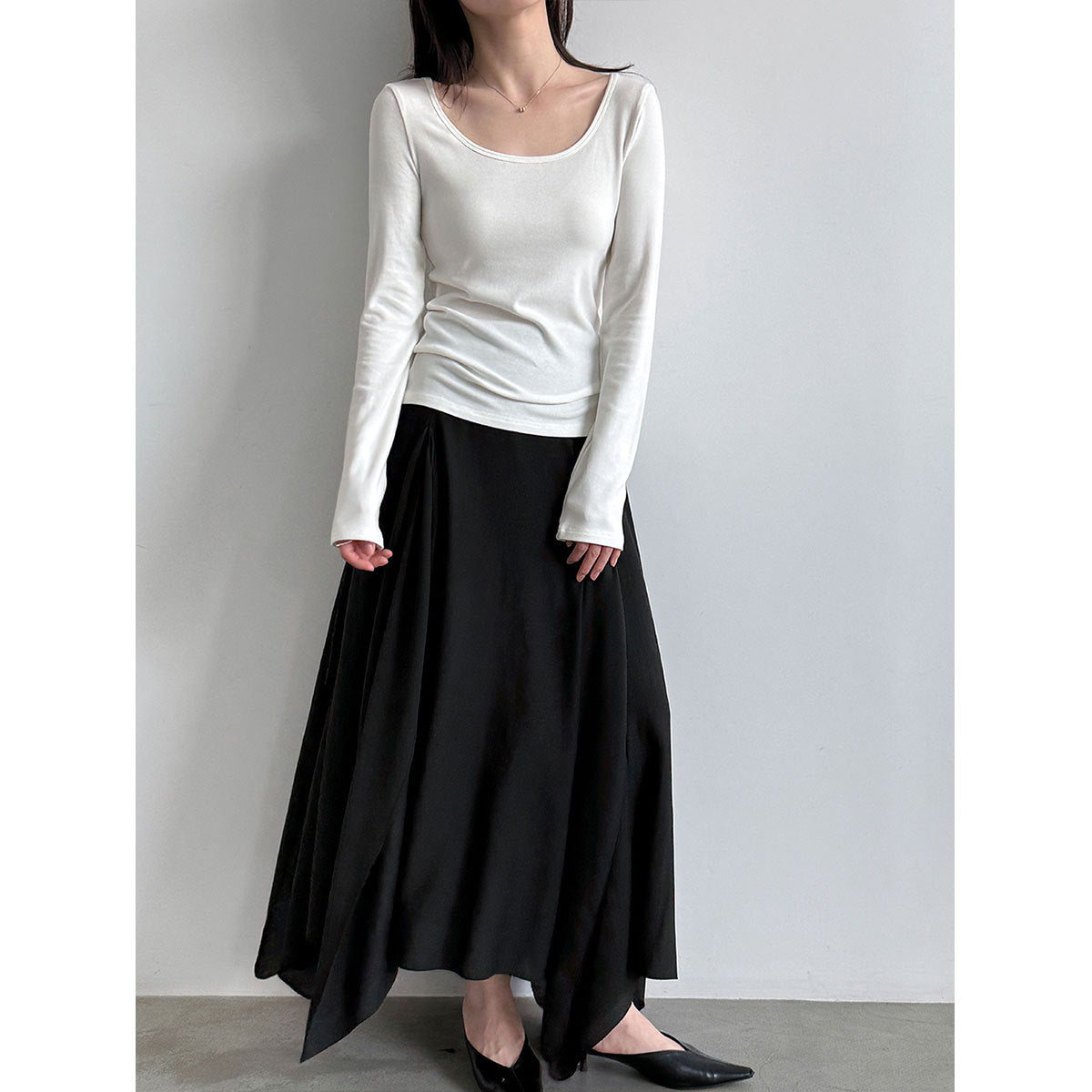 Design Sense U-Neck Regular Shoulder Slim Fit Long Sleeve T-Shirt Simple Inner Layer Basic Tee