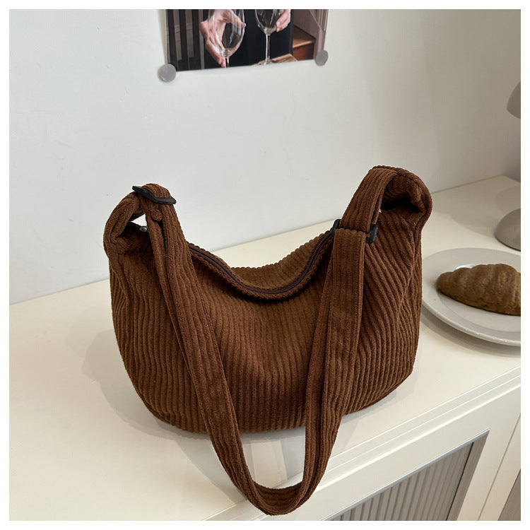 Sac bandoulière minimaliste en velours côtelé de couleur unie, grand, romantique, de style japonais, décontracté et tendance, en forme de croissant.
