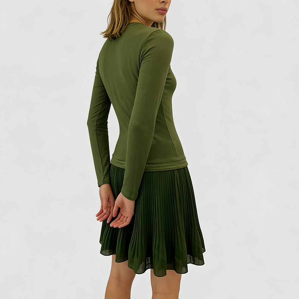Women's fashionable chiffon pleated dress with cutout details at the chest