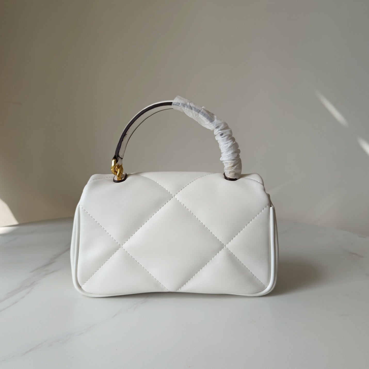 Sac bandoulière croisé Lingge, porté épaule ou sous le bras