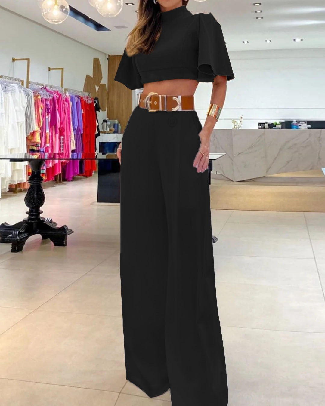 Ensemble décontracté d'été pour femme avec haut à col montant, manches évasées, dos nu croisé et pantalon ample à jambes larges