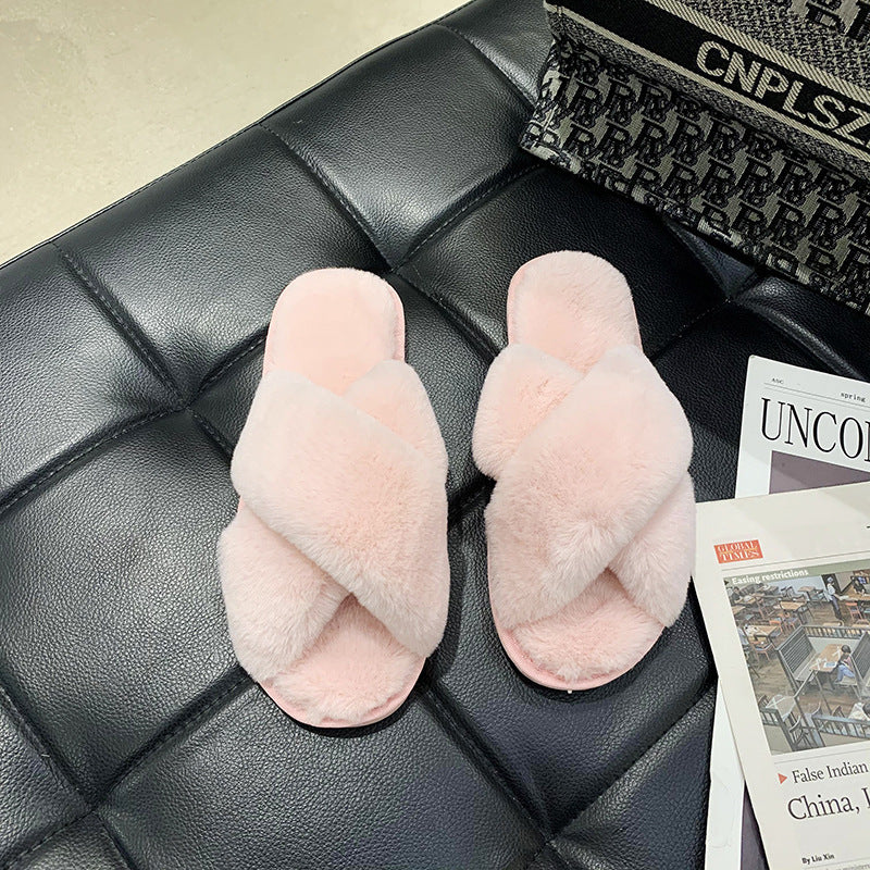 Pantoufles poilues avec fourrure de lapin croisée et orteils apparents