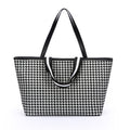Single shoulder large capacity bag for women