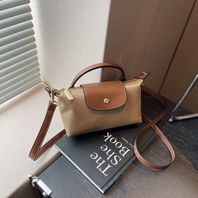 Sac mignon en nylon pour femme