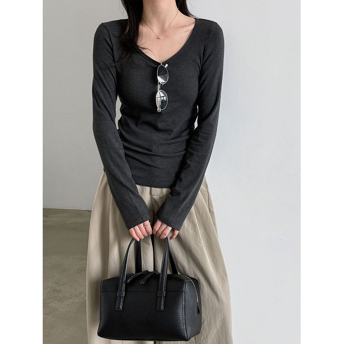 Design Sense U-Neck Regular Shoulder Slim Fit Long Sleeve T-Shirt Simple Inner Layer Basic Tee