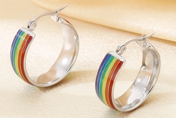 Boucles d'oreilles créoles arc-en-ciel Fierté LGBTQ+ – Pour toutes les identités | Acier inoxydable plaqué or ou argent | Bijou cadeau Fierté
