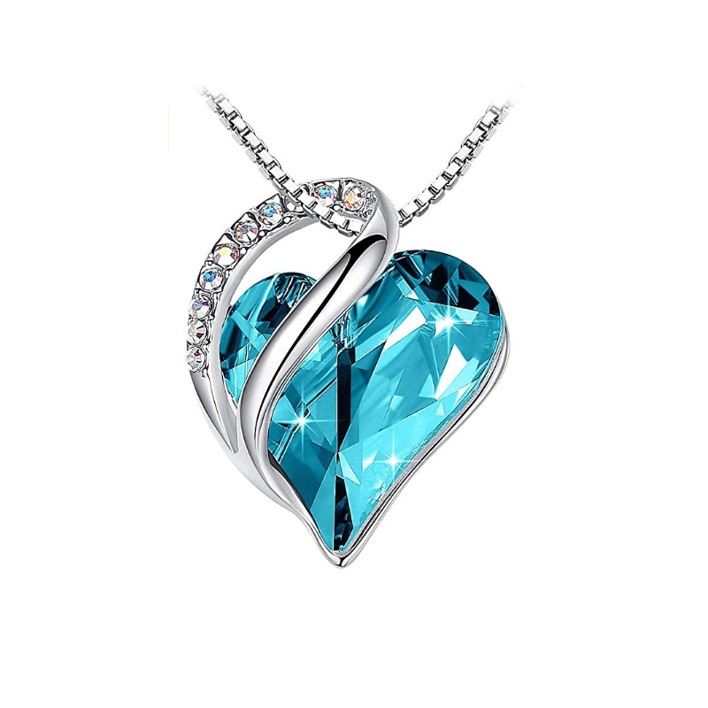 Collier pendentif en forme de cœur