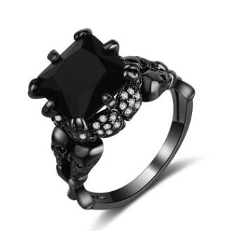 Bague de joaillerie en zircon