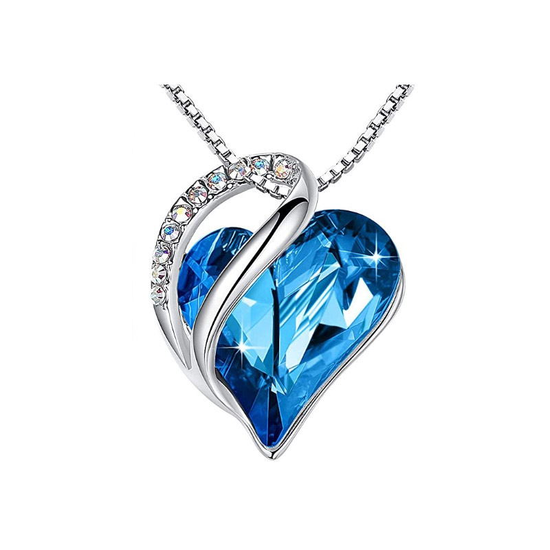 Collier pendentif en forme de cœur